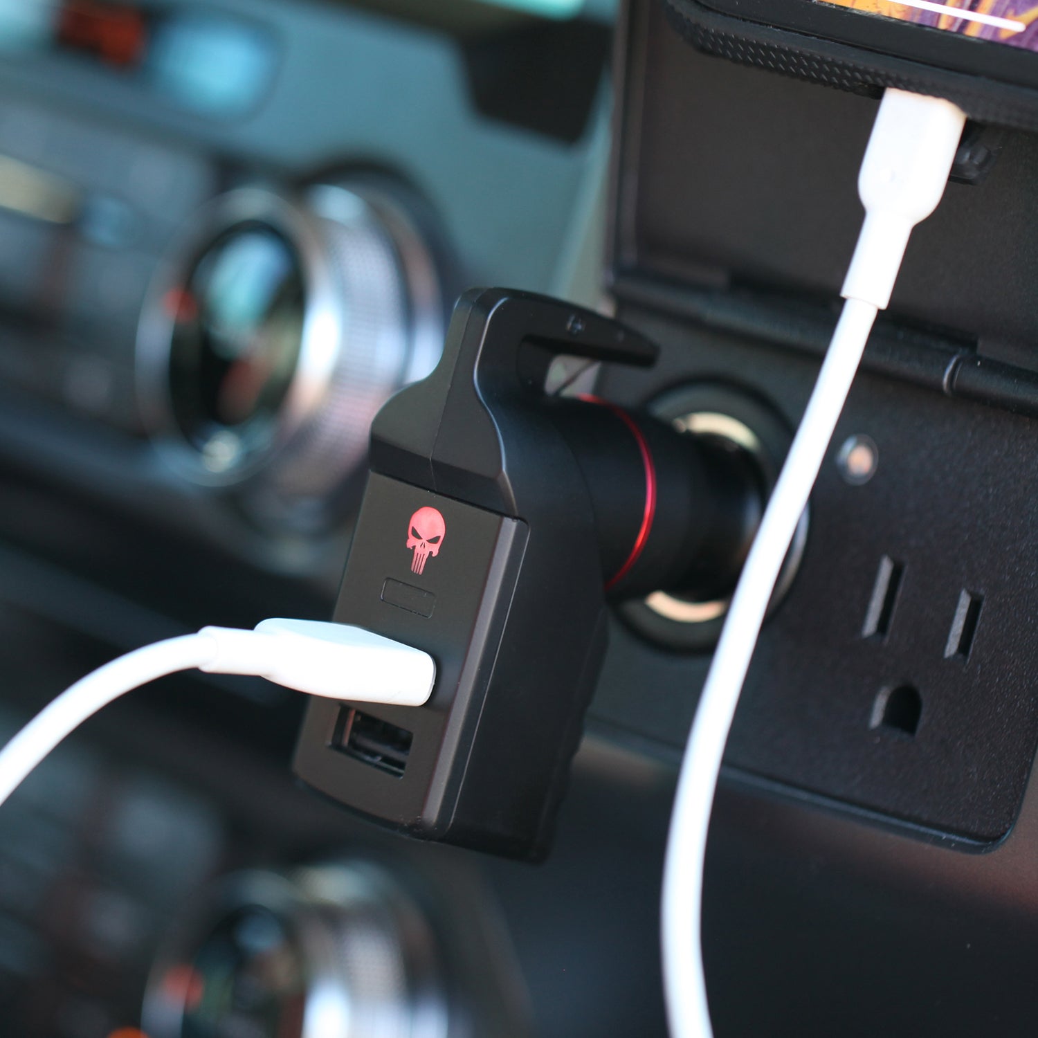 USB Car Charger Emergency Tool, Seatbelt Cutter, Car Window Breaker